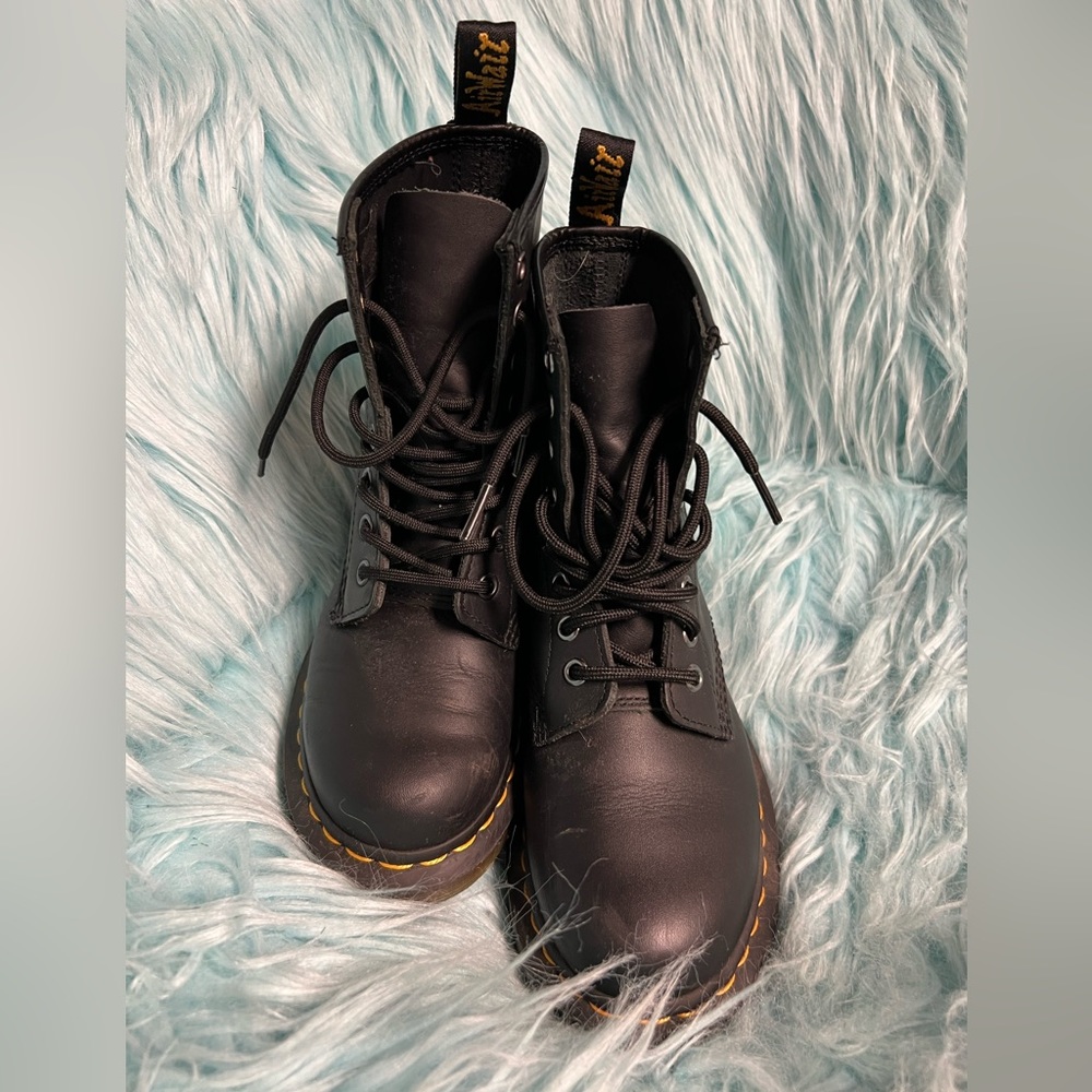 New Dr. Marten’s Boot Black Leather Youth Size 3